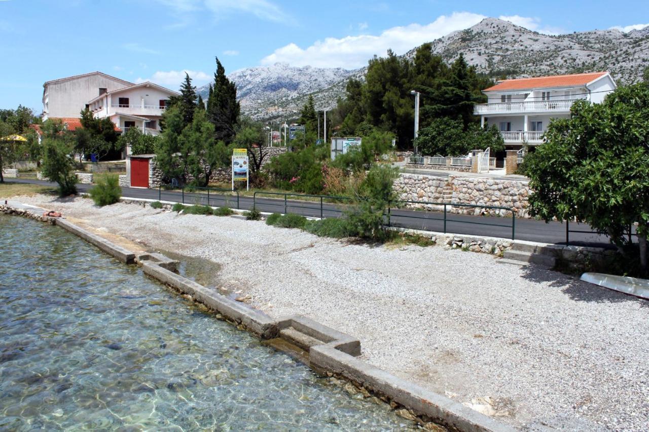 Apartments With A Parking Space Starigrad, Paklenica - 11683 Экстерьер фото